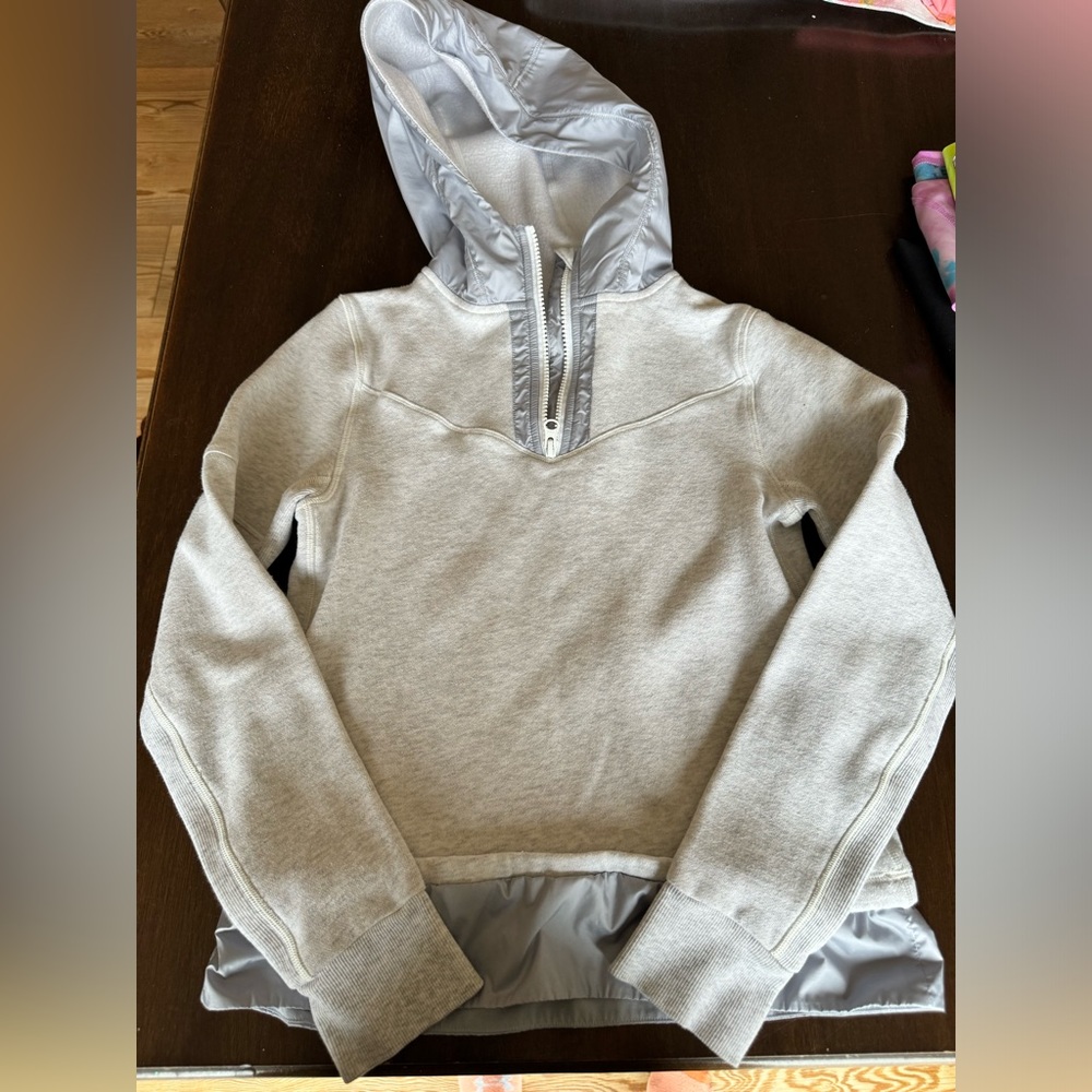 Ivivva hoodie